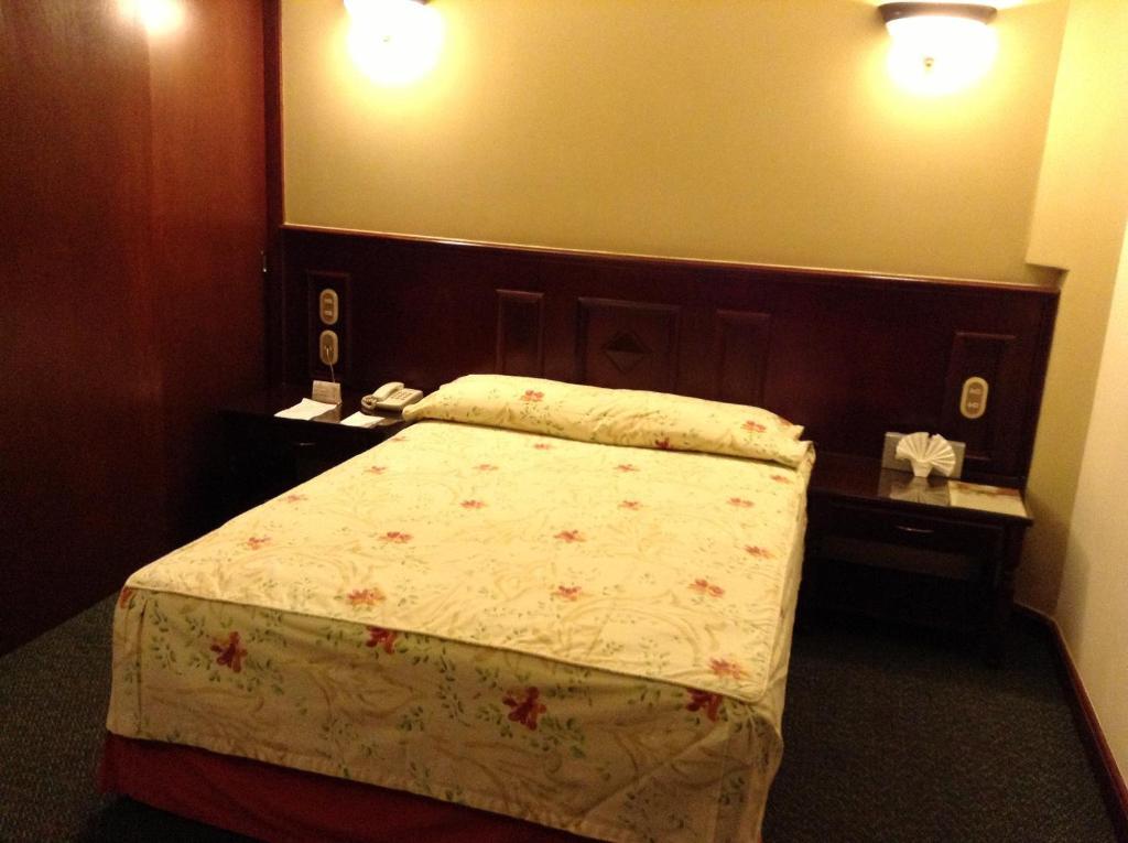 Hotel Real De Uruapan Uruapan  Luaran gambar